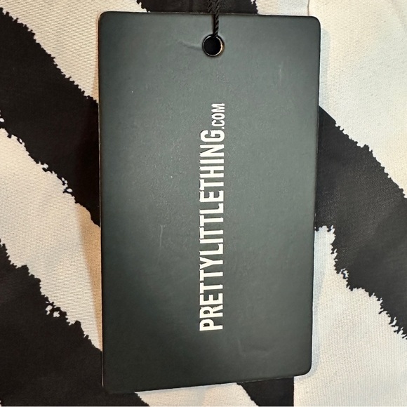 Pretty‎ Little Thing Zebra Pants - Picture 4 of 11